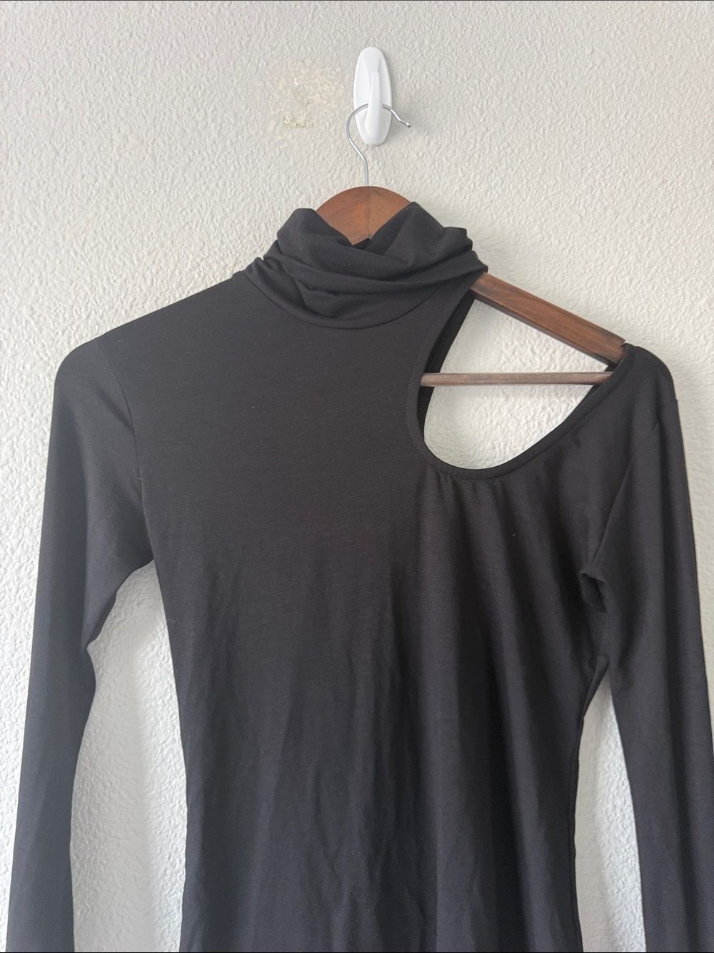 Marcella Turtle neck Black Allegra Cut Out Asymmetrical Jersey Long Sleeve Sm - Picture 8 of 11
